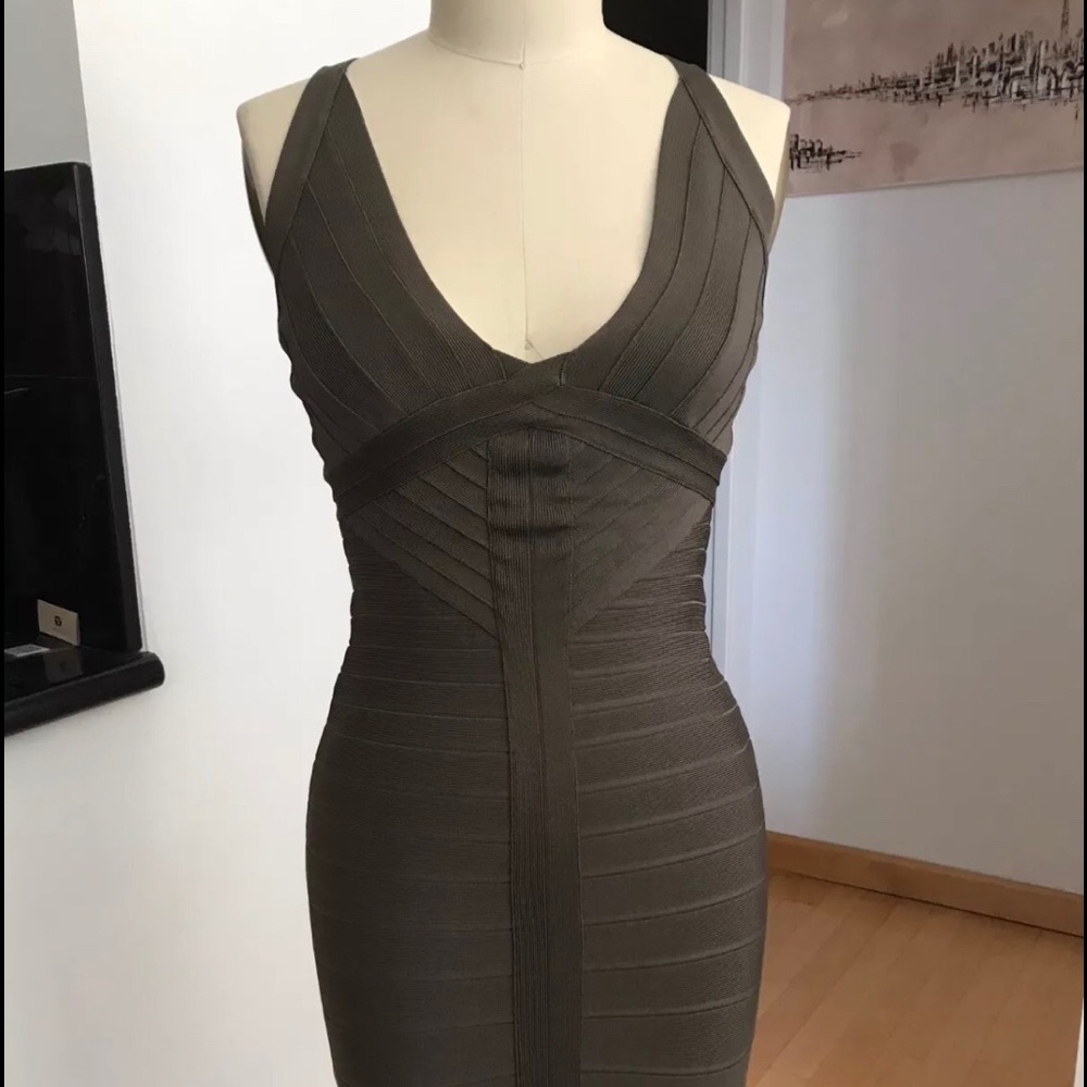 Trista Olive, Herve Leger Dress, V-neck, Size S